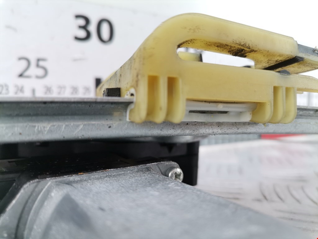 Стеклоподъемник задний левый FORD C-MAX 2010-2019