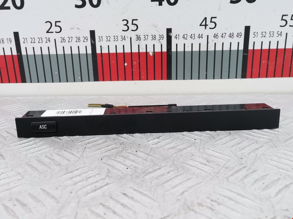 Кнопка антипробуксовочной системы BMW 5er 5 серия E39 1995-2004