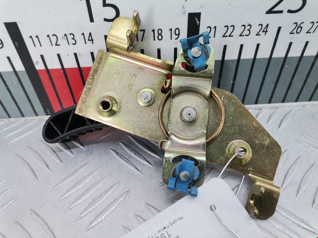 Ручка дверная задняя внутренняя левая PEUGEOT Partner 1996-2009