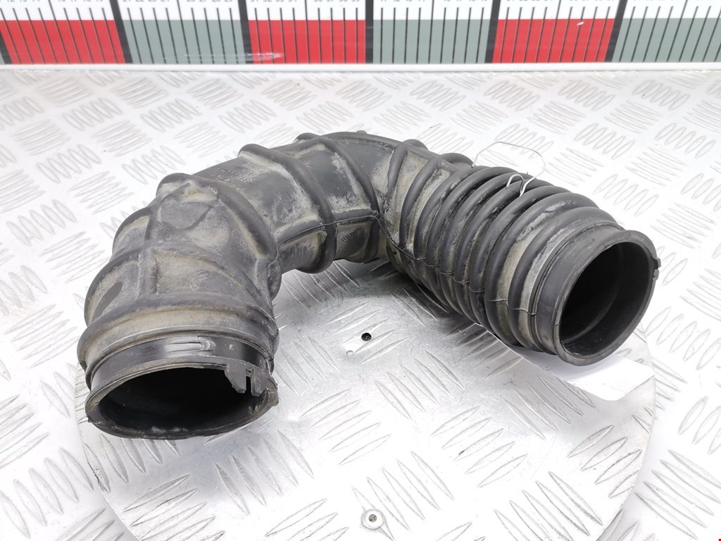 Патрубок воздушного фильтра FORD Fiesta 2001-2008