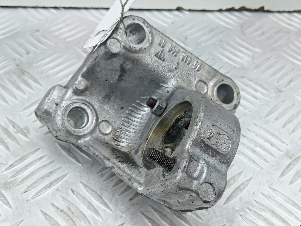 Кронштейн промежуточного вала Peugeot 207 (2006-2014)