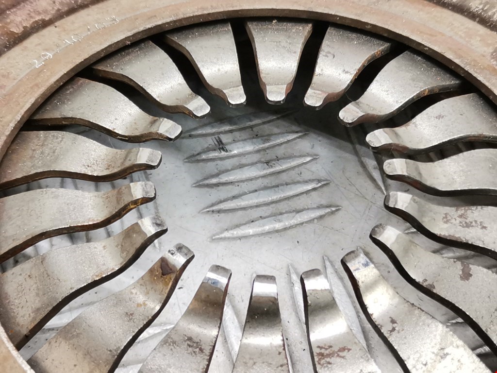 Маховик (демпфер сцепления) FORD Fiesta 2001-2008