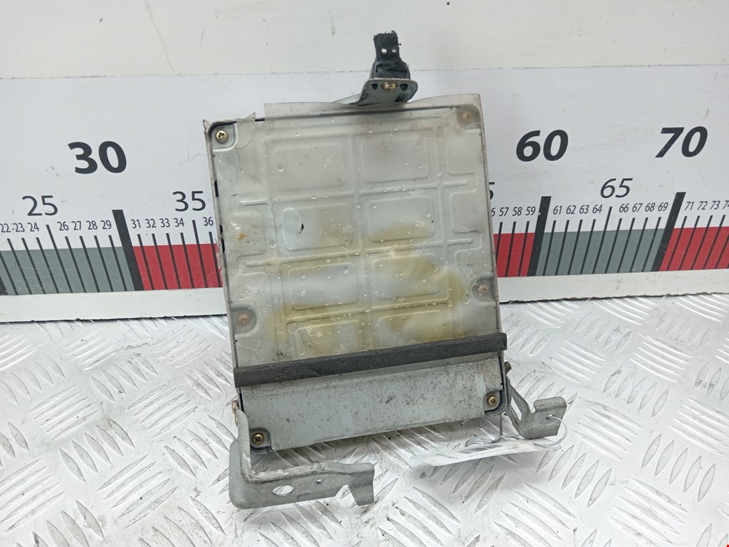 Блок управления двигателя (ЭБУ) TOYOTA Yaris Verso 1999-2006