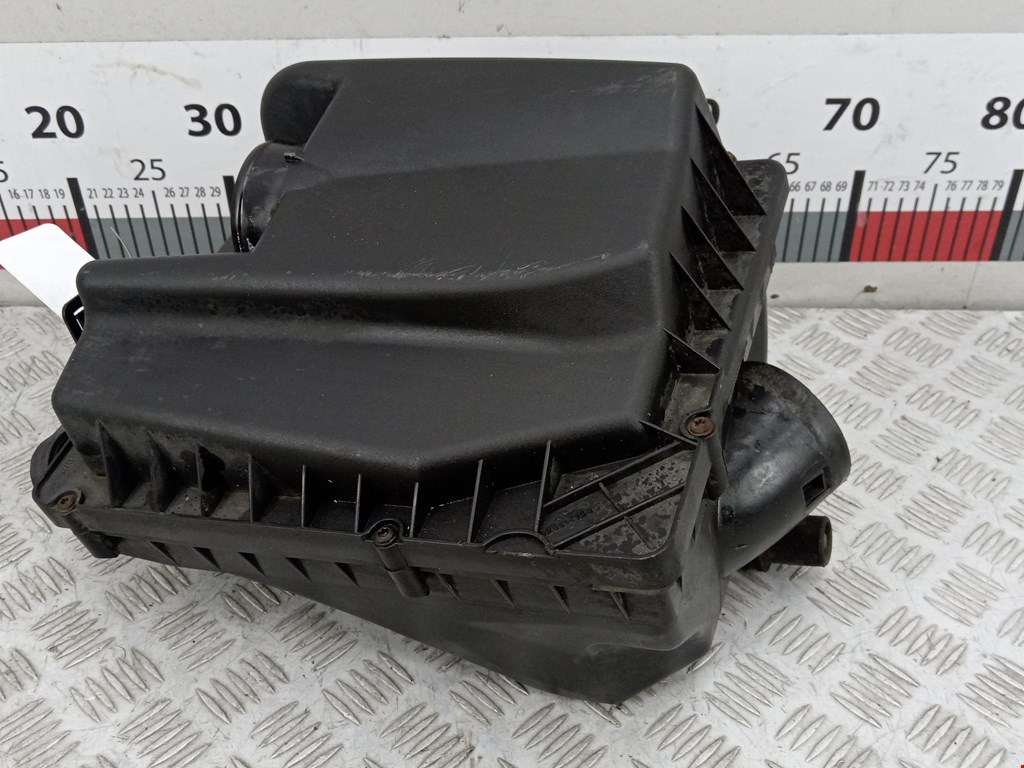 Корпус воздушного фильтра OPEL Zafira B 2005-2012