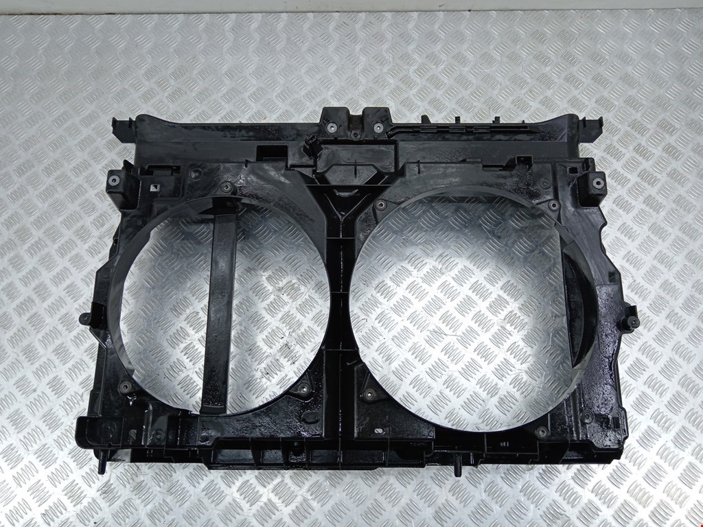 Панель передняя (передняя монтажная панель рамка передняя телевизор) Peugeot 807 (2002-2010)