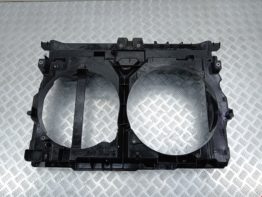 Панель передняя (передняя монтажная панель рамка передняя телевизор) Peugeot 807 (2002-2010)