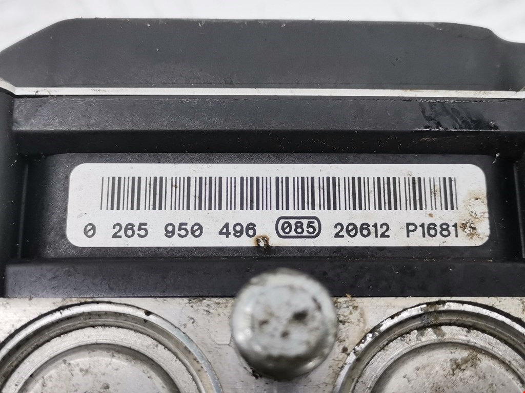 Блок ABS (насос) NISSAN Note E11 2005-2014