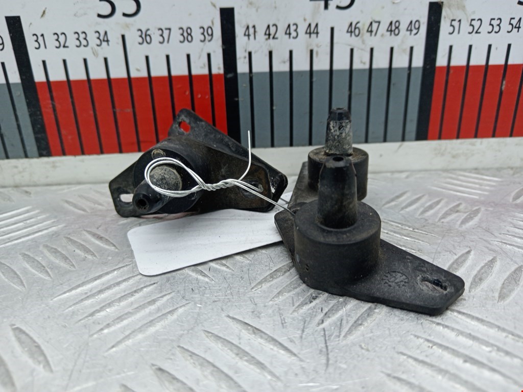 Кронштейн (крепление) радиатора CITROEN C5 I 2001-2008