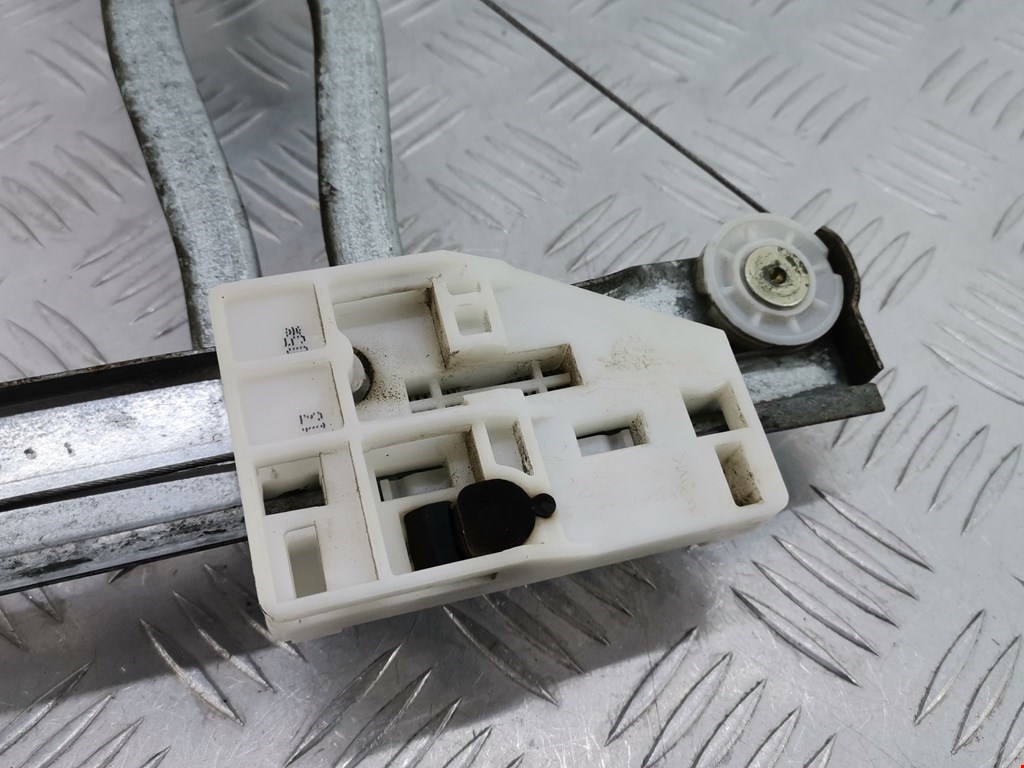 Стеклоподъемник задний правый CITROEN C3 2002-2009