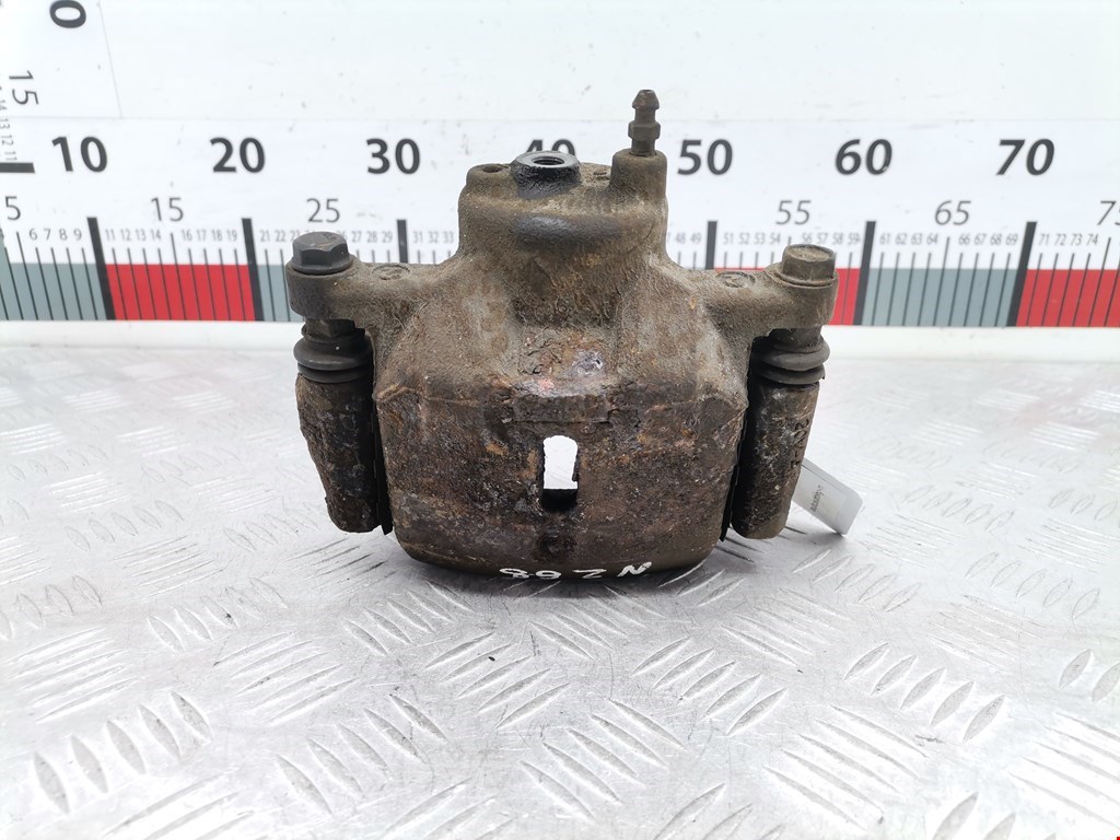 Суппорт передний левый TOYOTA Yaris Verso 1999-2006