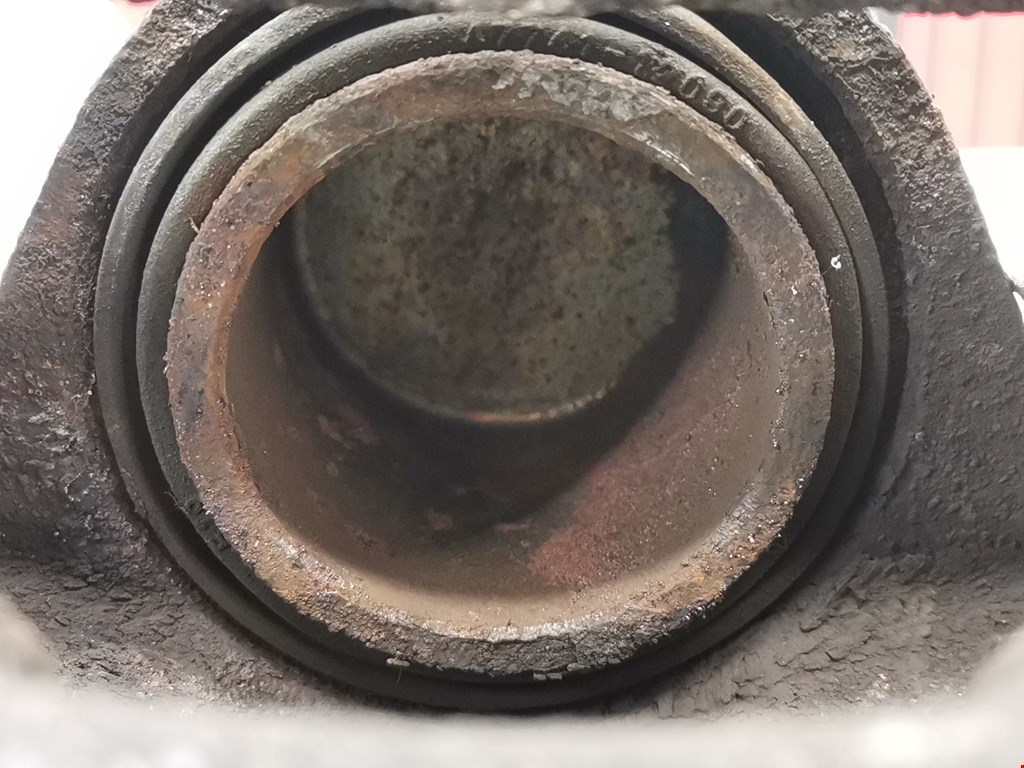 Суппорт передний левый TOYOTA Yaris Verso 1999-2006