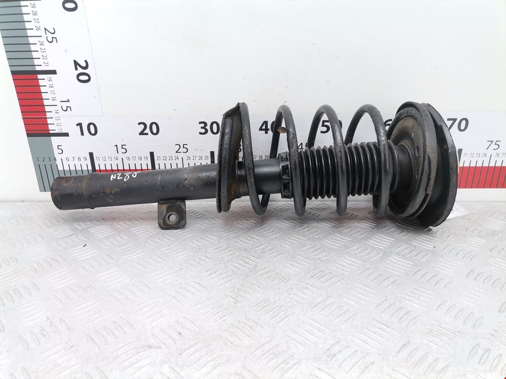 Стойка амортизатора переднего левого Peugeot 206 (1998-2006)