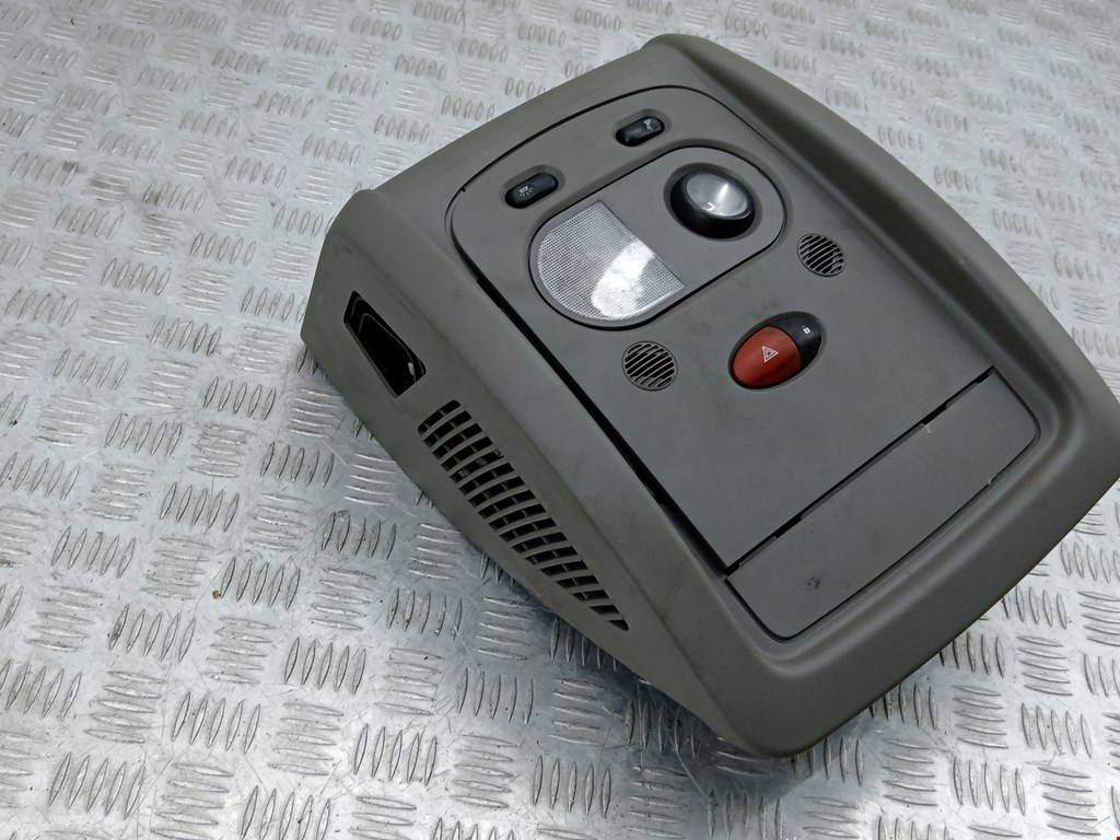 Плафон салонный (салона фонарь) RENAULT Master 2010-н.в.