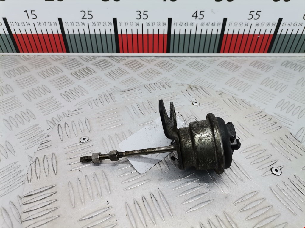 Моторчик привода (положения воздушных) заслонок (актуатор сервопривода турбины) CITROEN C 1 I 2005-2014