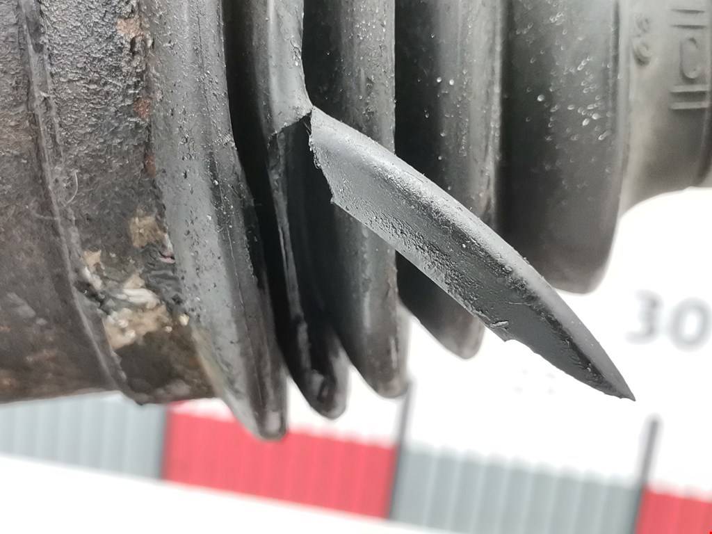 Полуось (привод, приводной вал) передняя правая MITSUBISHI Colt Z3 2003-2012