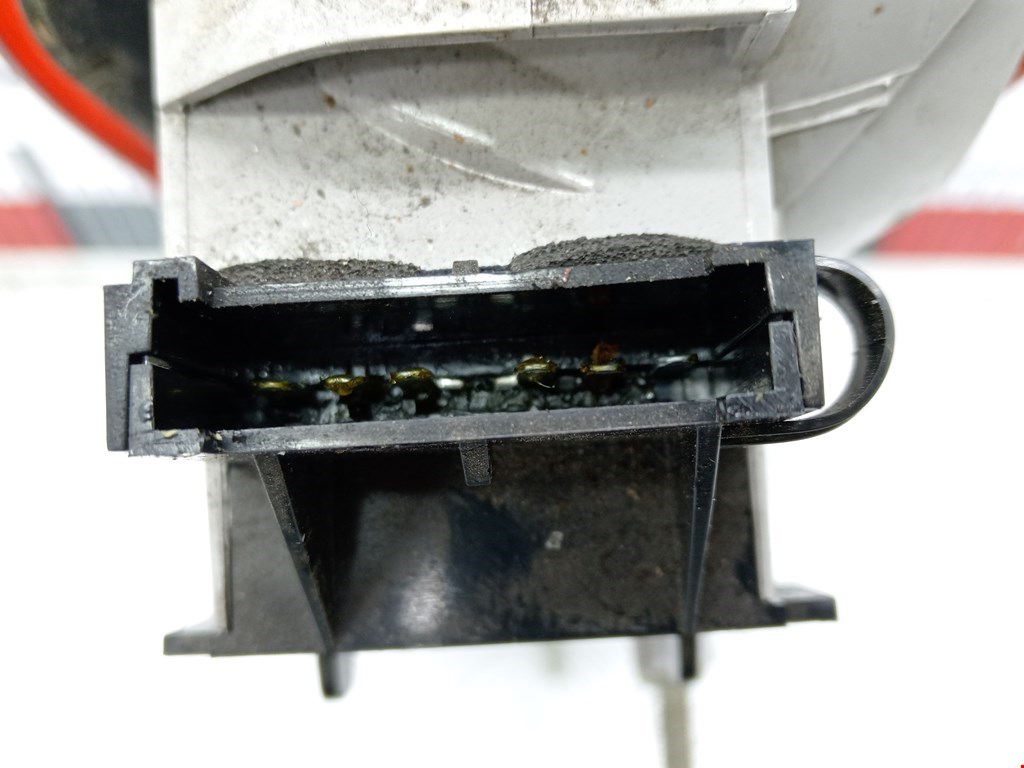 Фонарь задний правый FORD Transit 2006-2014