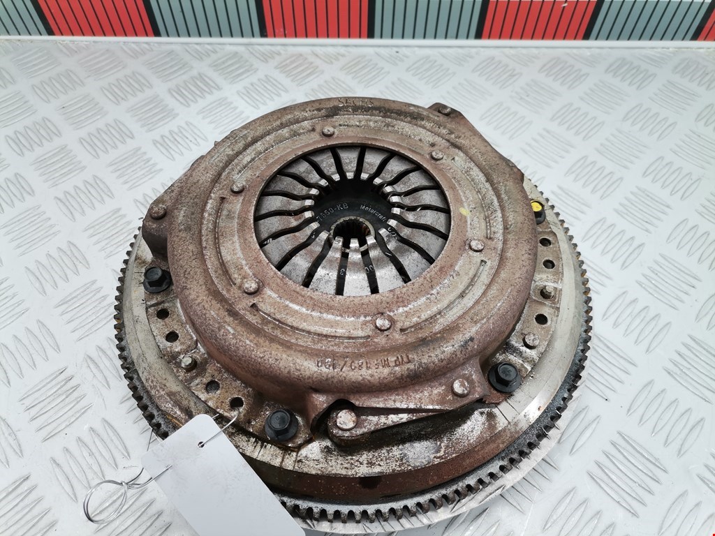 Маховик (демпфер сцепления) FORD Fiesta 2001-2008