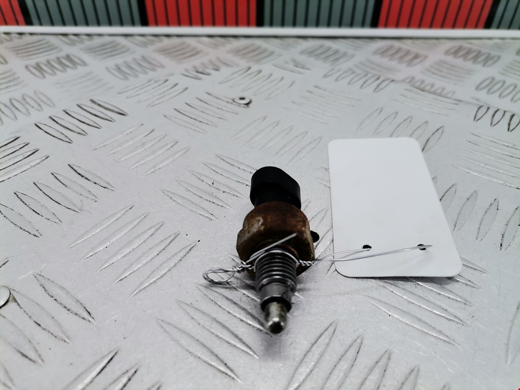 Датчик включения заднего хода OPEL Corsa D 2006-2014