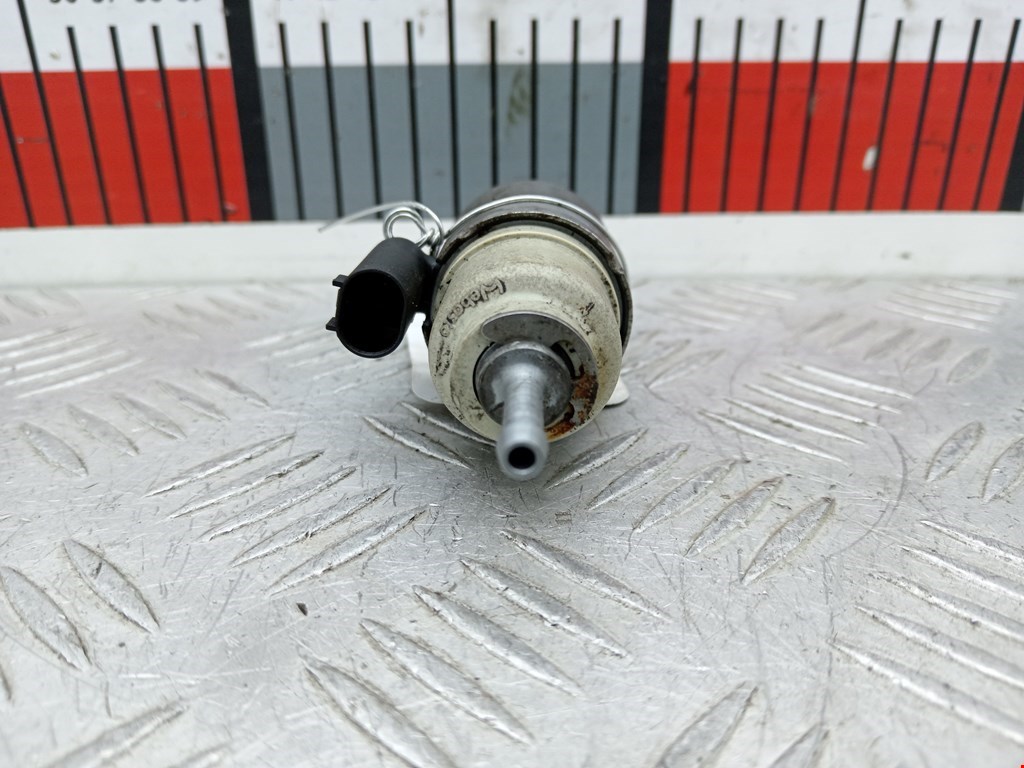 Насос топливный (электрический) VOLKSWAGEN Touran 2003-2010