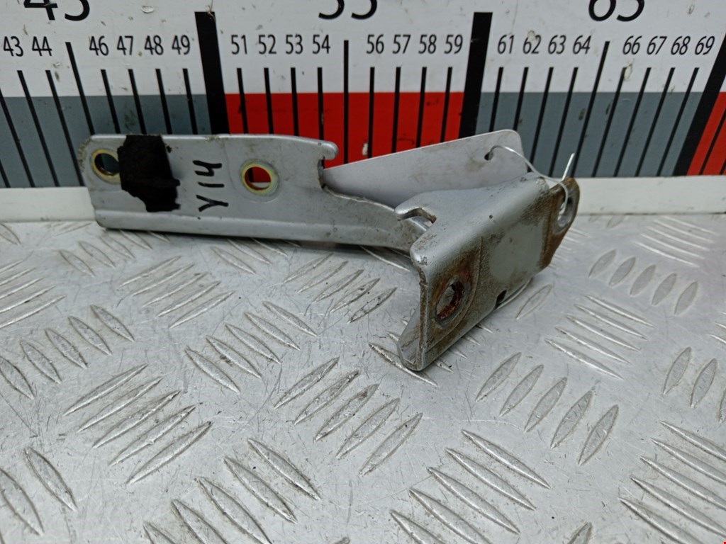 Петля капота левая/правая MITSUBISHI Space Wagon N8,N9 1998-2004