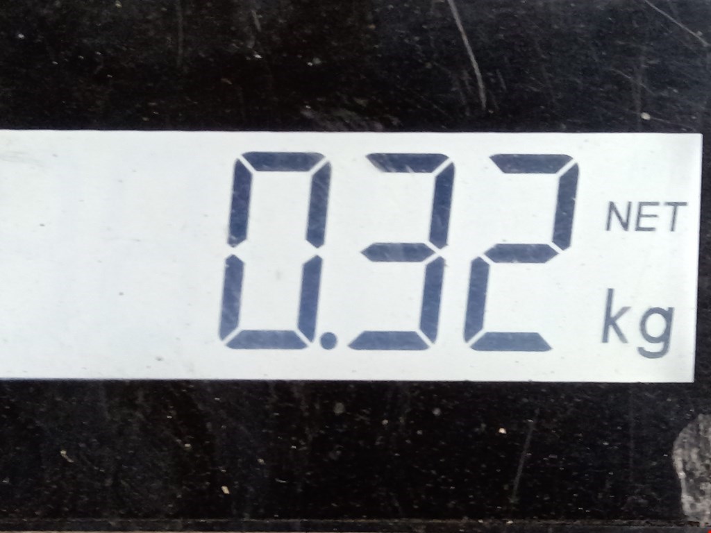 Петля капота левая/правая MITSUBISHI Space Wagon N8,N9 1998-2004