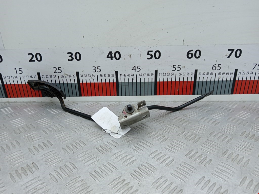 Педаль газа MITSUBISHI Space Wagon N8,N9 1998-2004