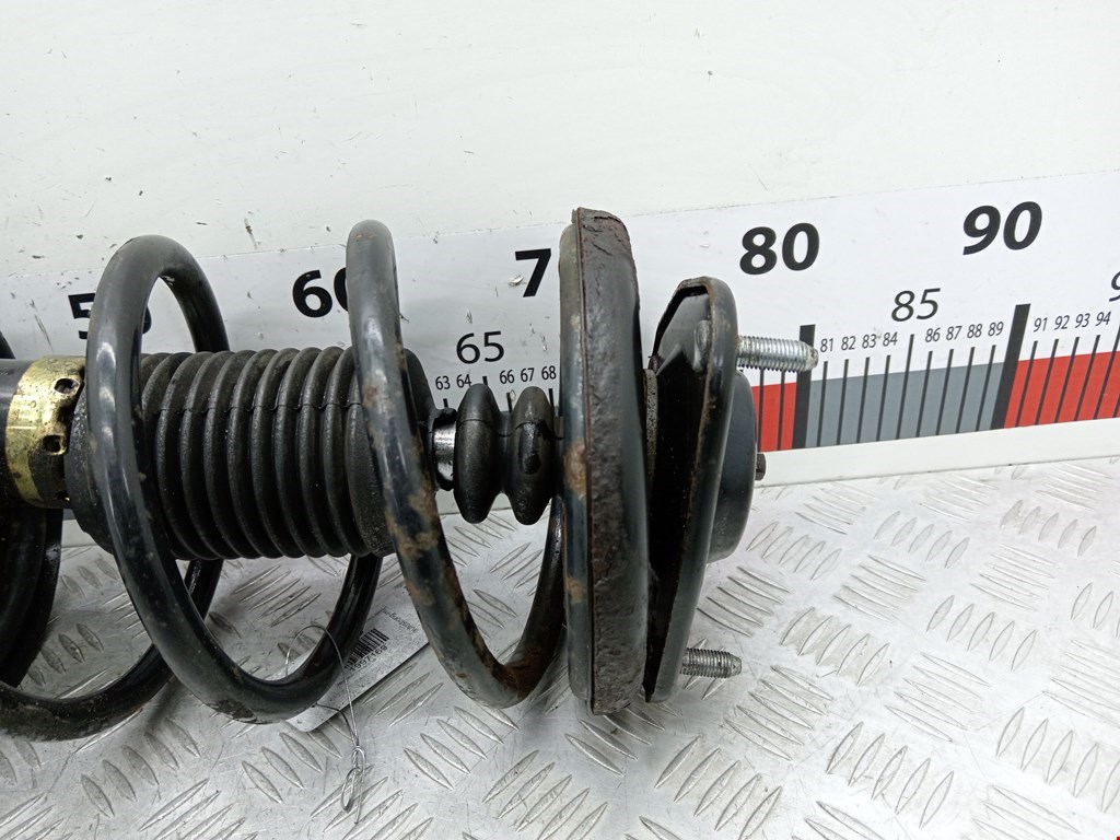 Амортизатор передний правый MITSUBISHI Lancer IX CS 2000-2010