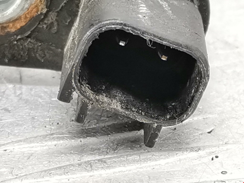 Датчик положения коленвала FORD Mondeo III 2000-2007