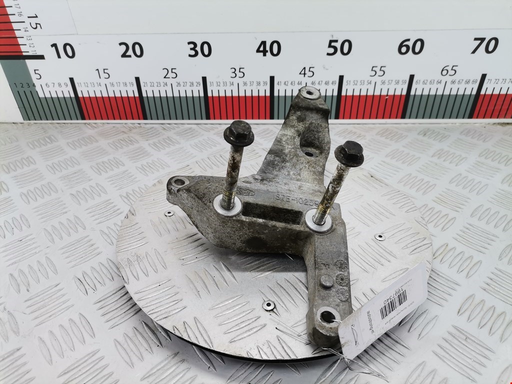 Кронштейн генератора FORD Mondeo III 2000-2007