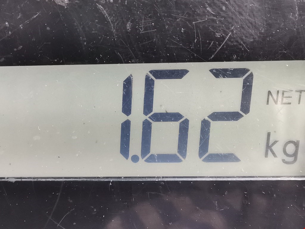 Уплотнитель двери VOLKSWAGEN Passat B5 1997-2005