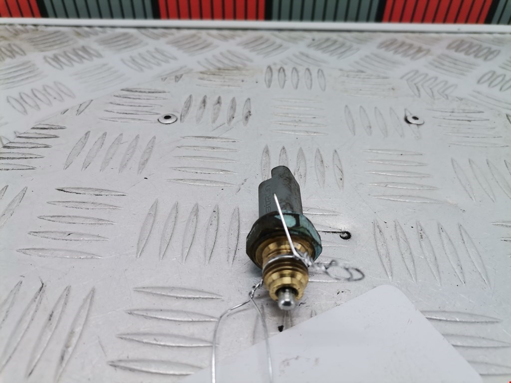 Датчик включения заднего хода CITROEN Berlingo 2008-н.в.