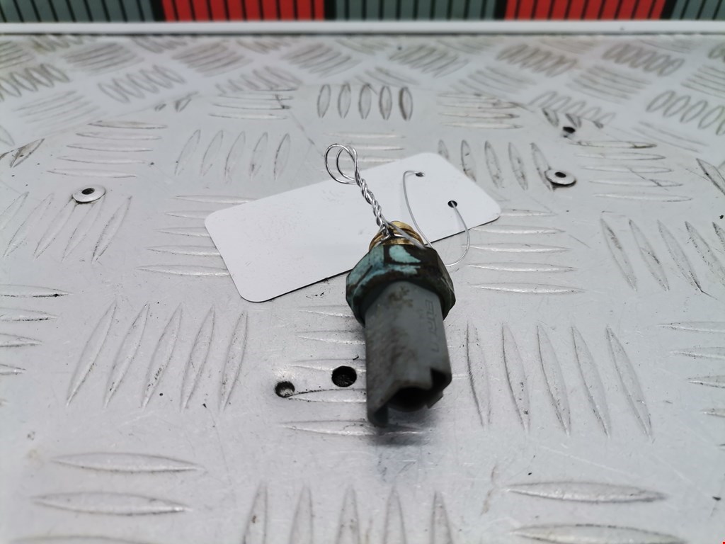 Датчик включения заднего хода CITROEN Berlingo 2008-н.в.