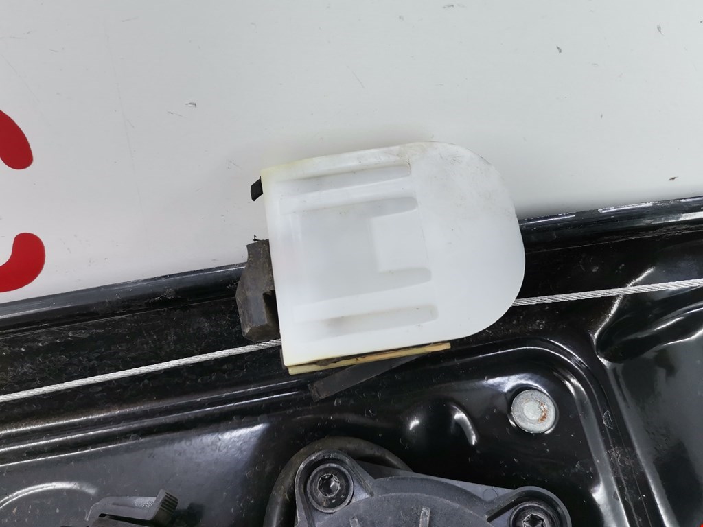 Стеклоподъемник задний левый LAND ROVER Freelander II 2006-2014