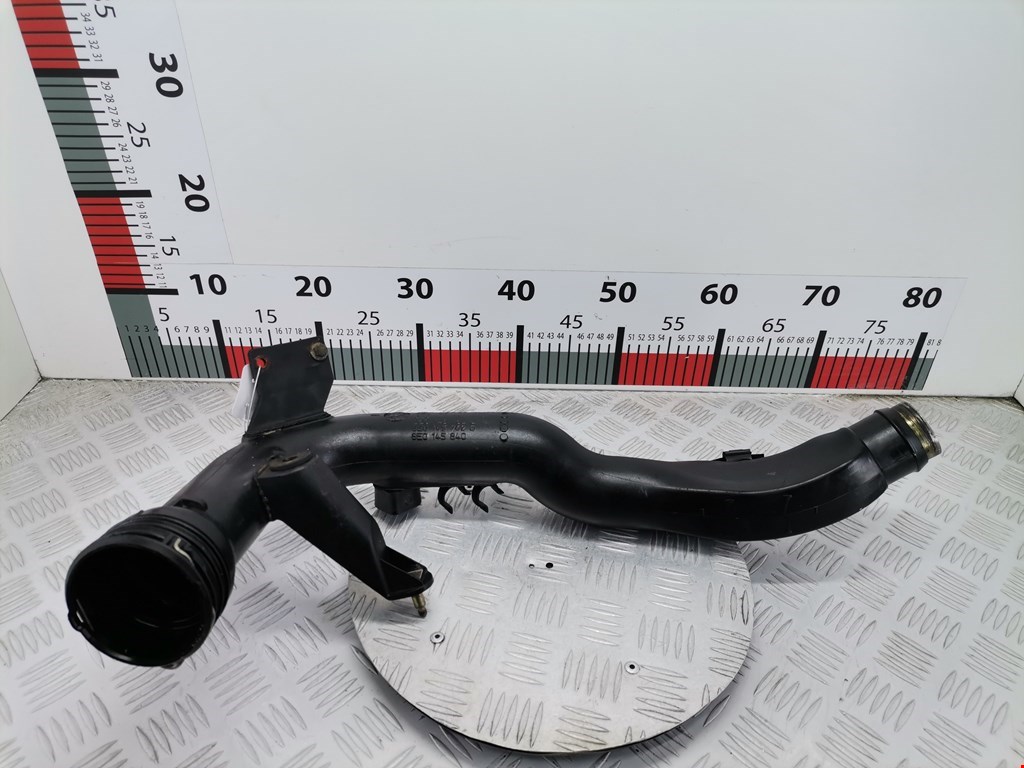 Патрубок интеркулера VOLKSWAGEN Passat B5 1997-2005