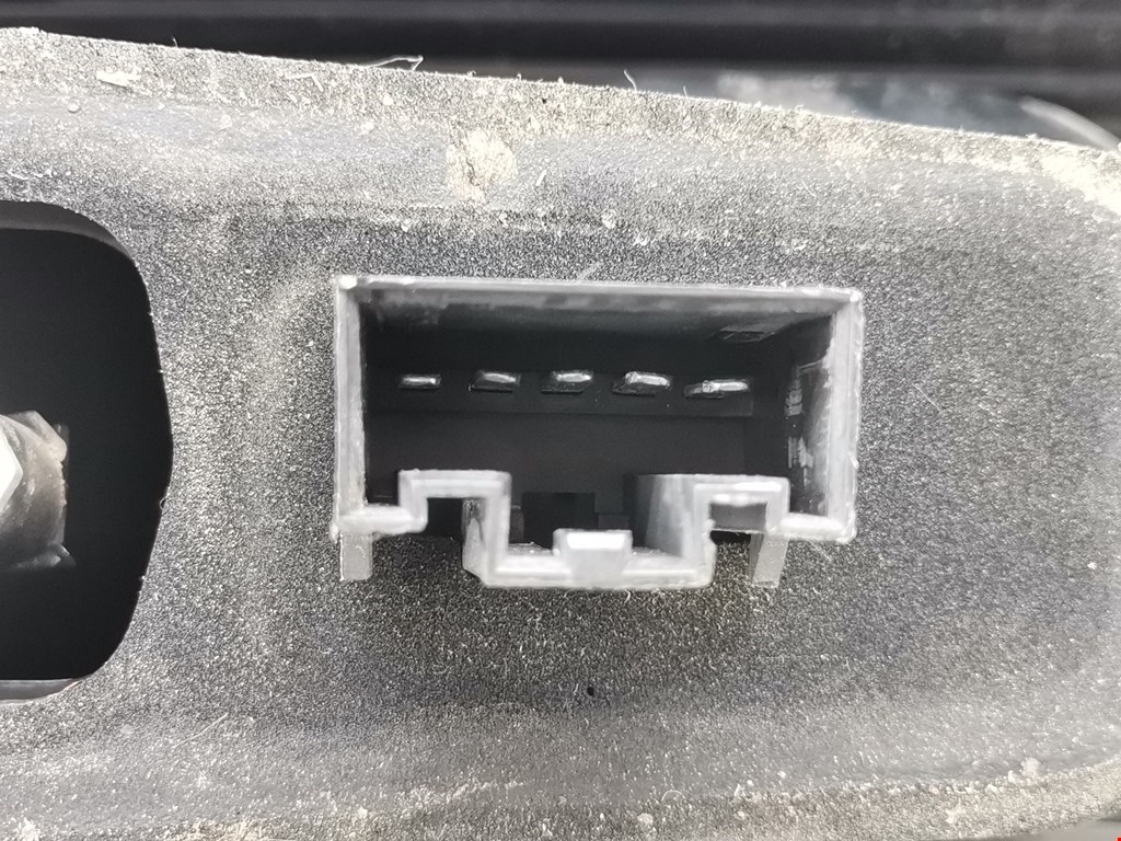 Фонарь задний правый FORD Fiesta 2001-2008