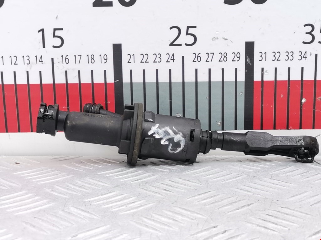 Цилиндр сцепления главный PEUGEOT 407 2004-2010