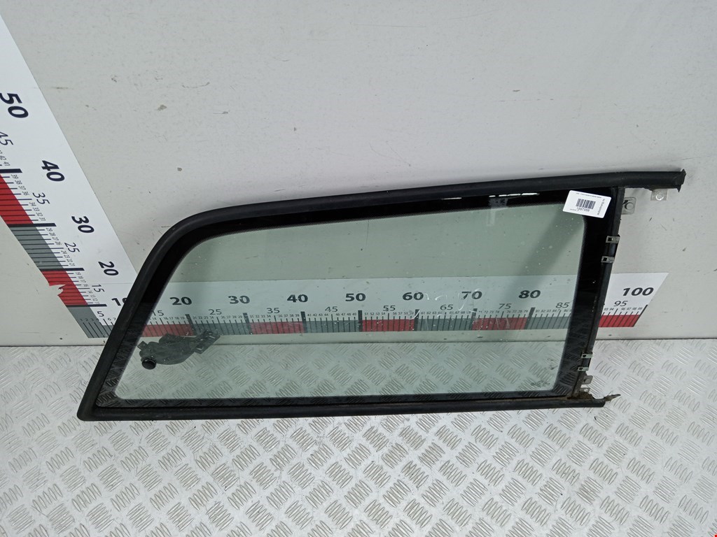 Стекло кузовное глухое правое AUDI A3 8L 1996-2003