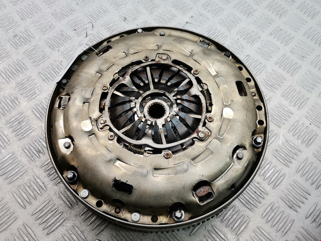 Маховик (демпфер сцепления) OPEL Astra H/Family 2004-2015
