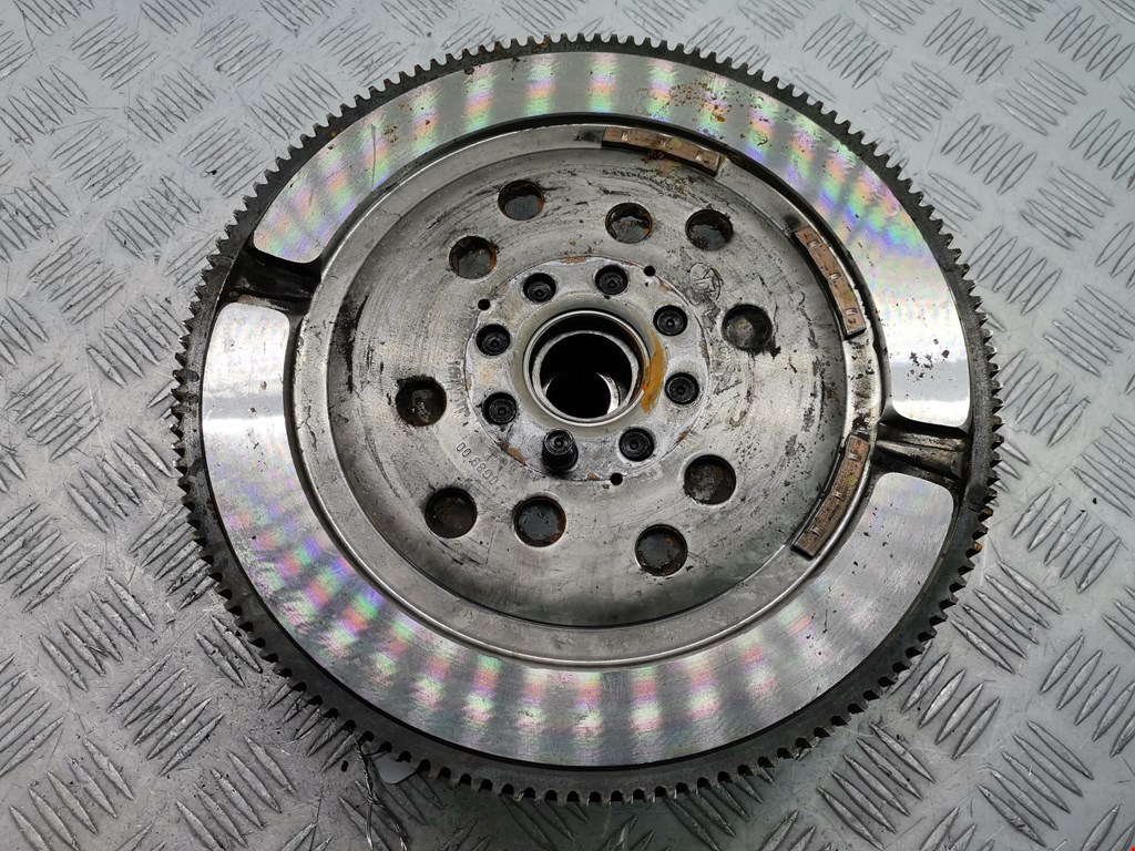 Маховик (демпфер сцепления) OPEL Astra H/Family 2004-2015