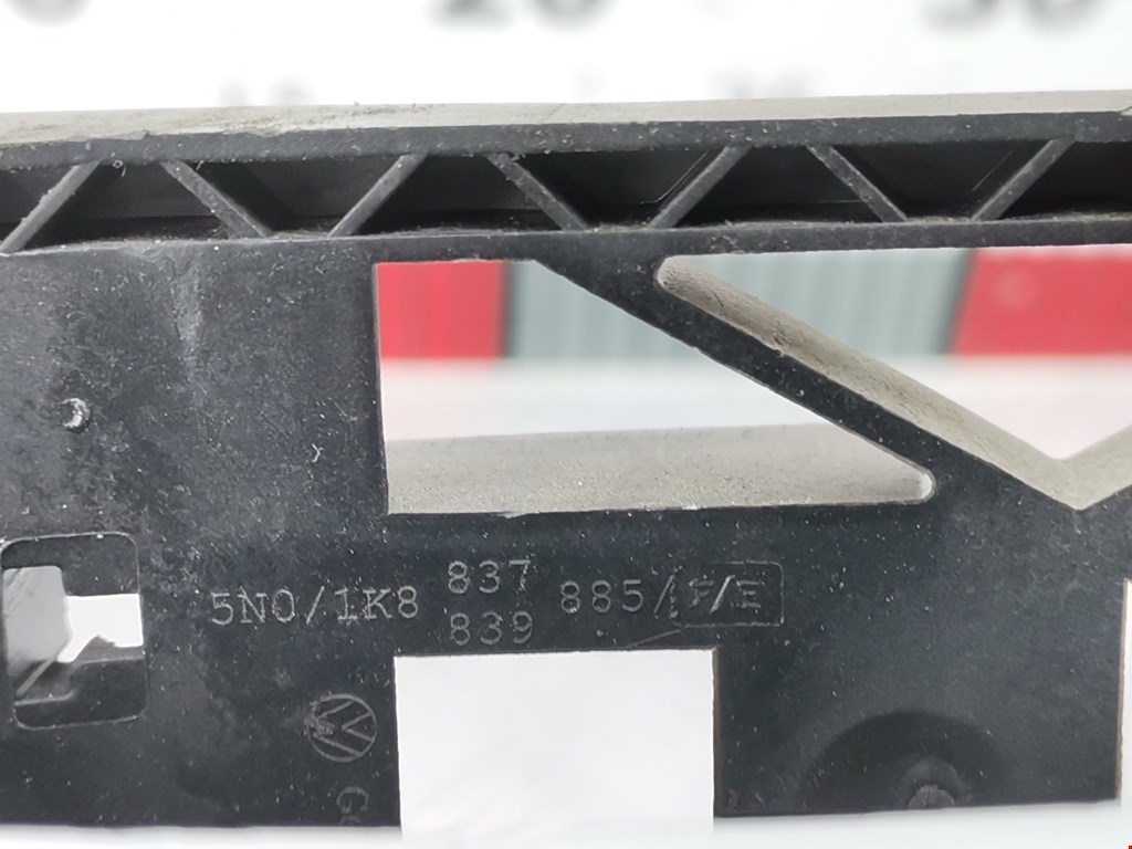 Ручка двери передней наружная правая VOLKSWAGEN Tiguan 2007-2016