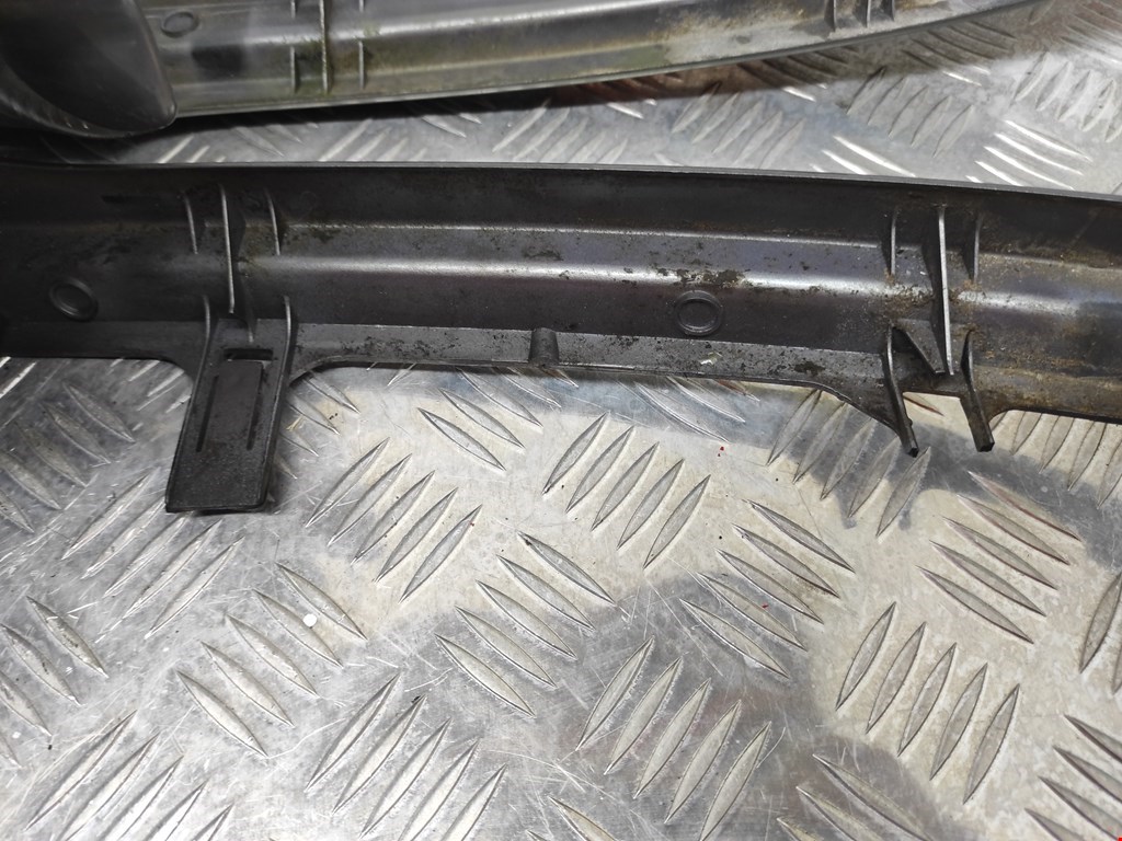 Решетка радиатора RENAULT Scenic I 1996-2003