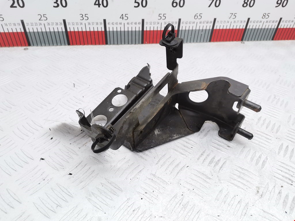 Кронштейн генератора OPEL Astra J 2009-2017