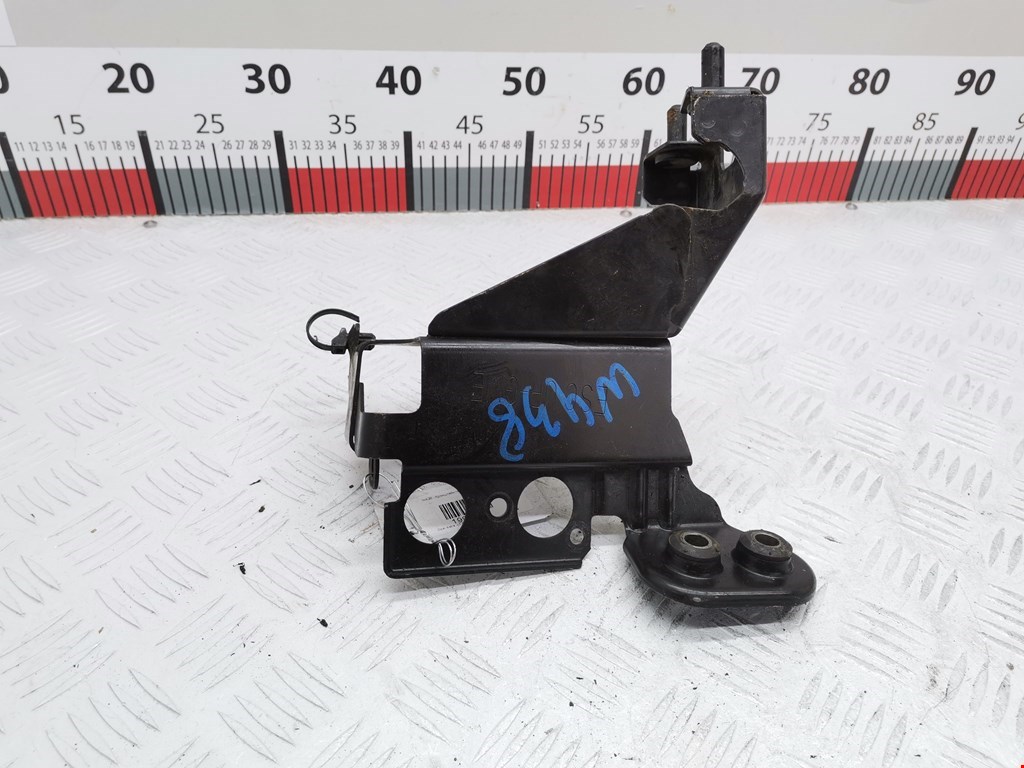 Кронштейн генератора OPEL Astra J 2009-2017