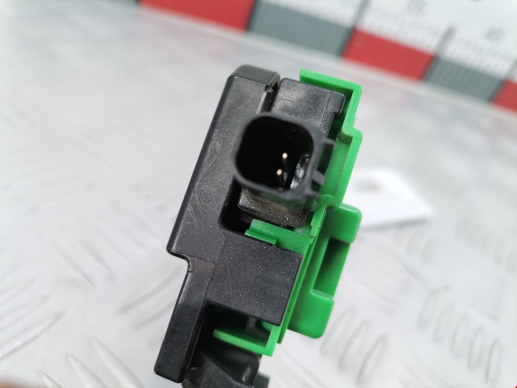 Активатор замка бензобака KIA Cee'd II 2012-2018