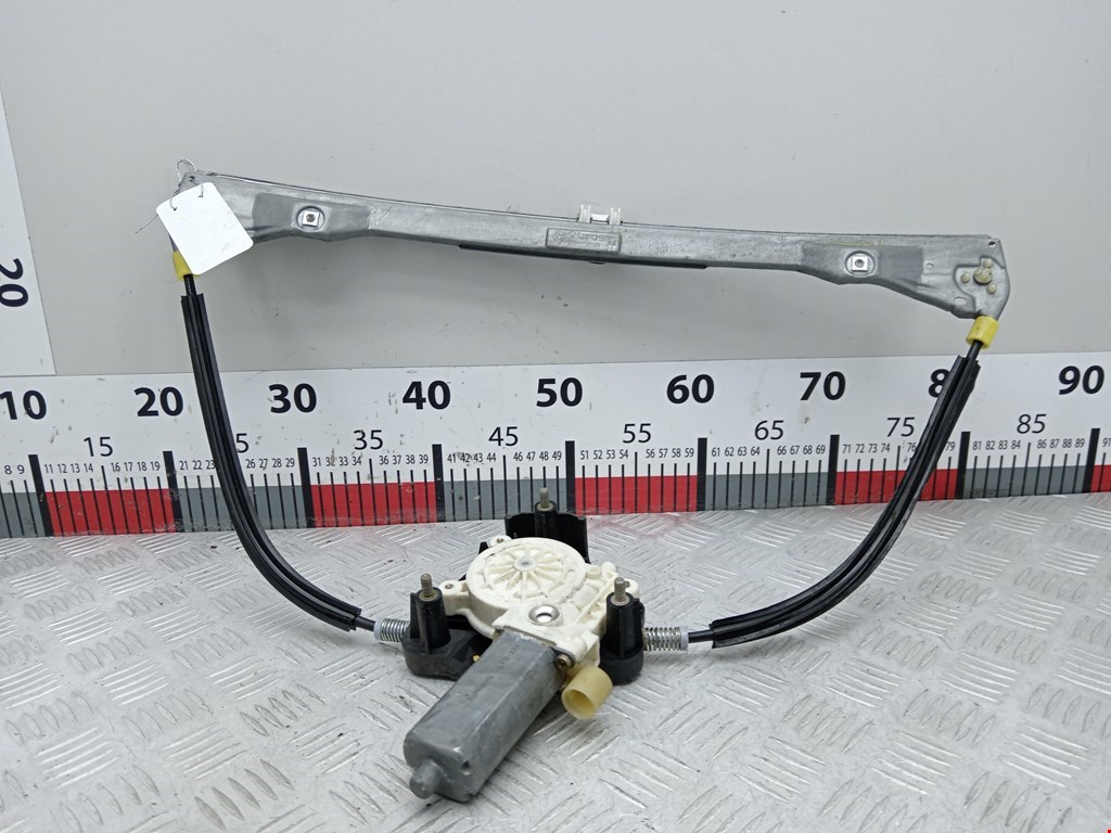 Стеклоподъемник передний правый RENAULT Clio 1998-2008