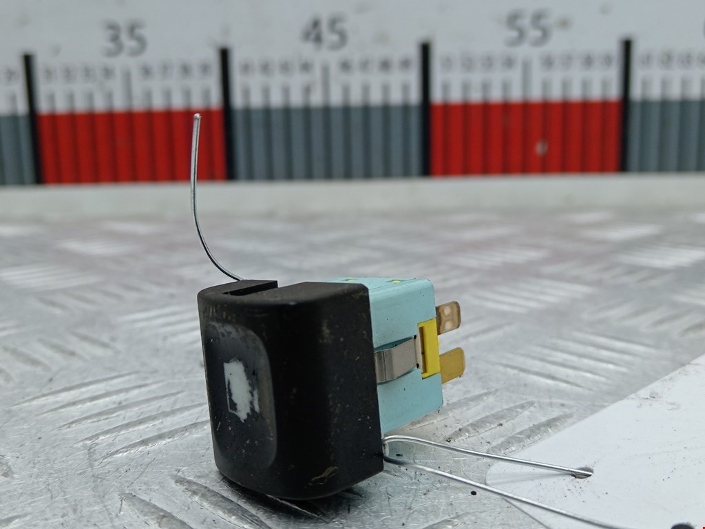 Кнопка подогрева (обогрева) заднего стекла Opel Omega B (1994-2004)