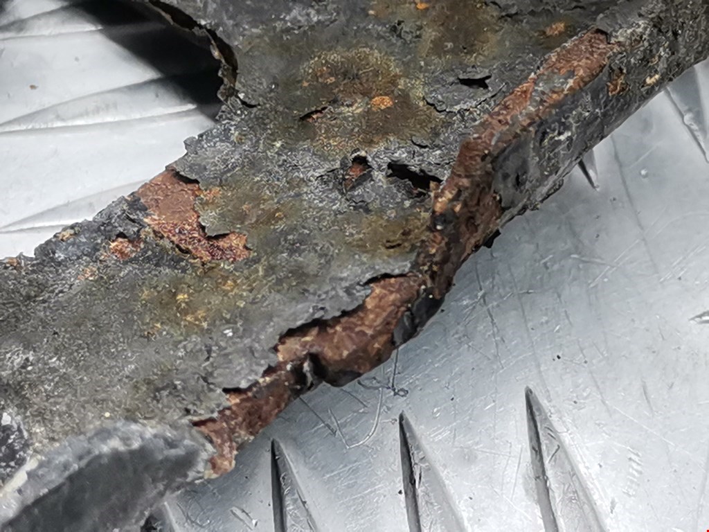 Замок капота AUDI A4 B5 1995-2001