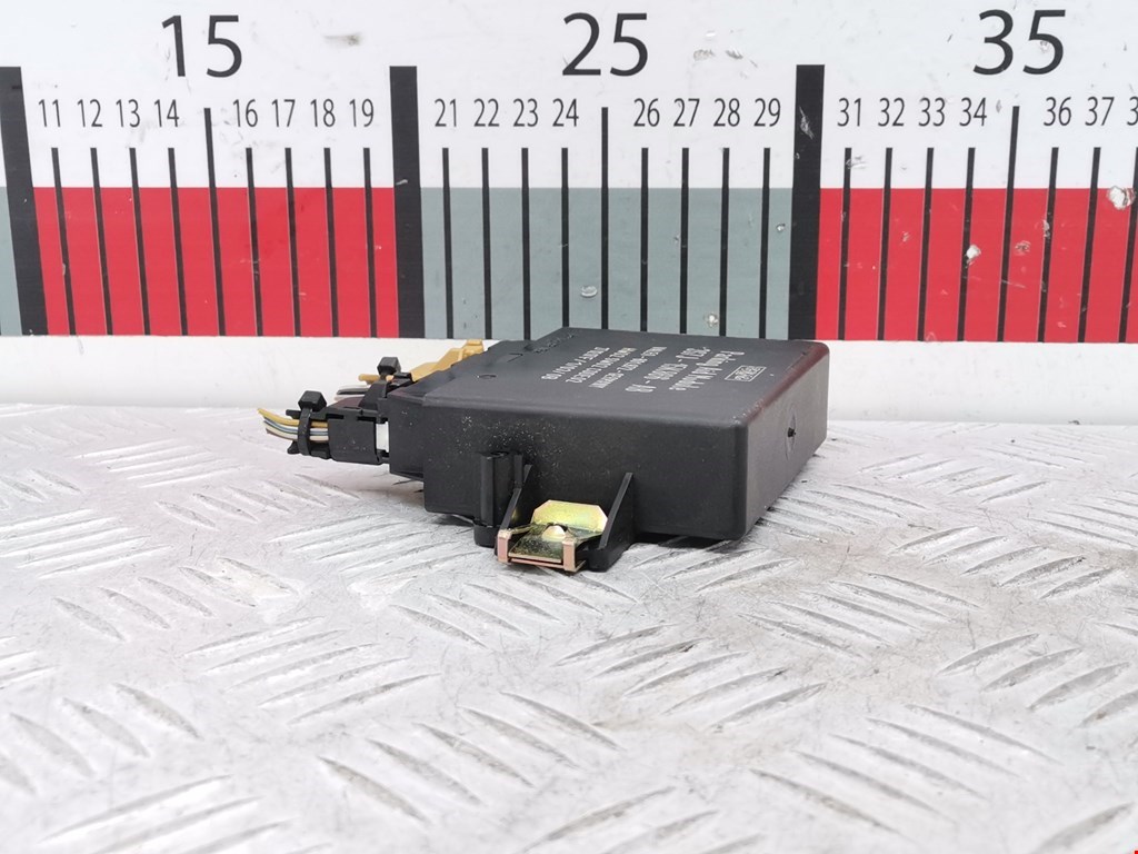 Блок управления парктрониками FORD Mondeo III 2000-2007