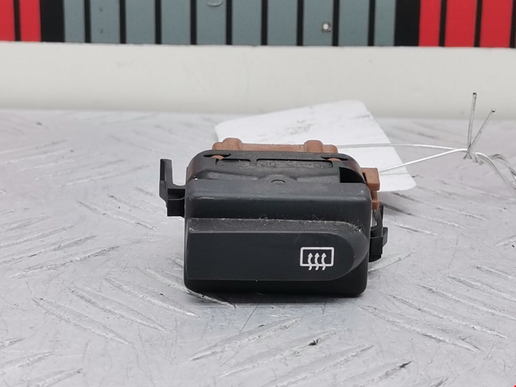 Кнопка подогрева (обогрева) заднего стекла Renault Clio 2 (1998-2005)