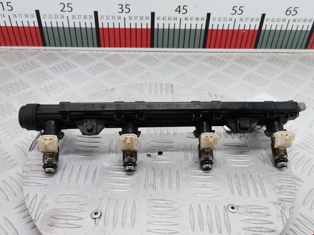 Форсунка дизельная электрическая VOLKSWAGEN Golf VI 2009-2012